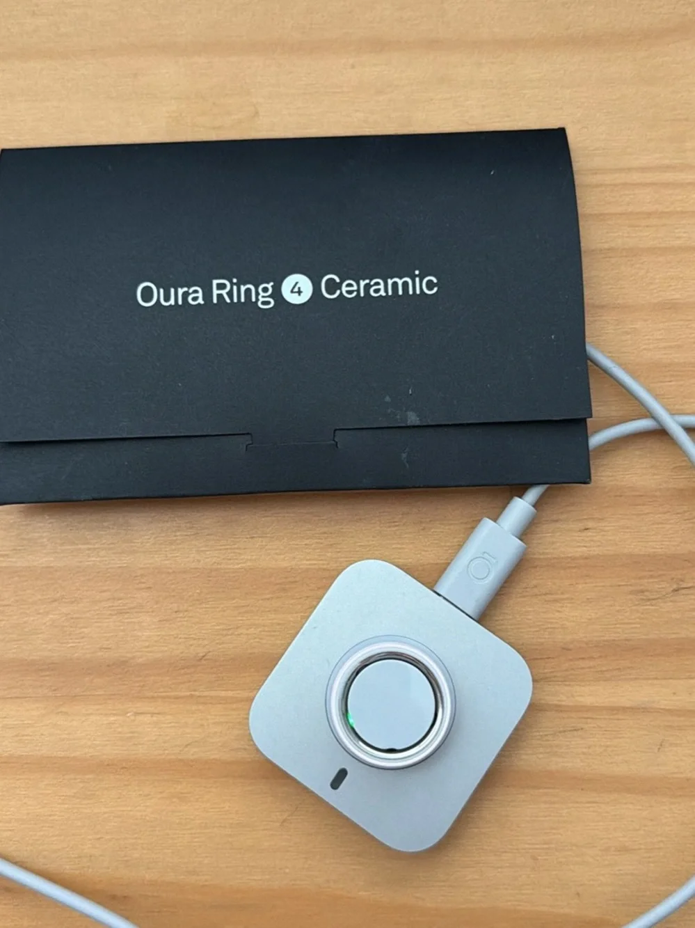 Oura Ring 4 - Ceramic in Petal Pink